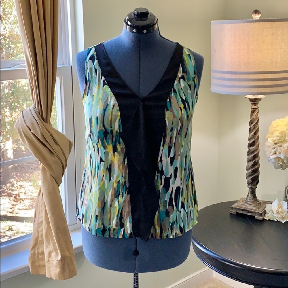 Ann Taylor Multicolored Sleeveless Top M